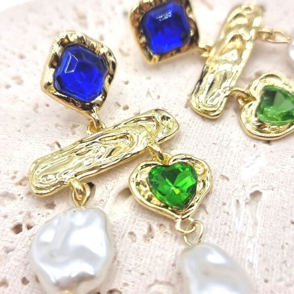 New FREE PEOPLE Baroque pearl & gem stone dangle earrings - Picture 5 of 8